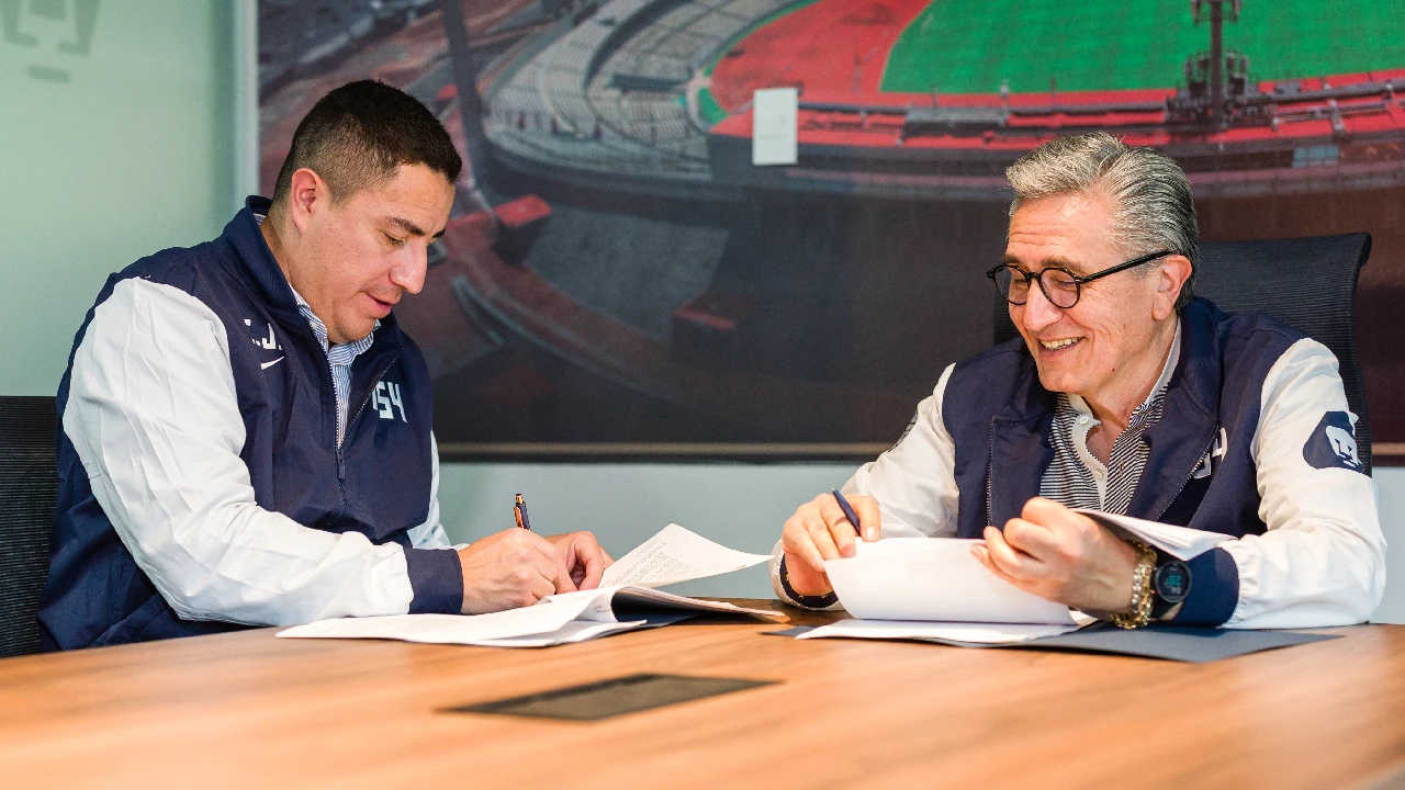 nuevo-equipo-efrain-juarez-exatleticonacional-pumas-mexico1