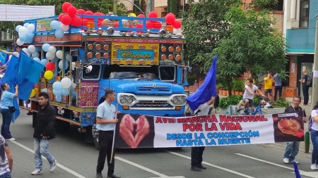 En redes sociales el grupo Unidos por la Vida convocan a marchar el 17 de mayo