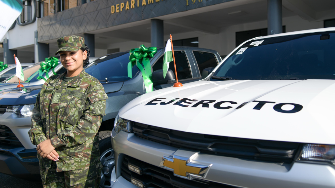 vehiculos-dispositivostecnologicos-materialintendencia-fuerzapublica-antioquia4
