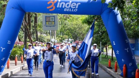 Bello da inicio a los Juegos Intercolegiados 2025 con más de 800 jóvenes atletas