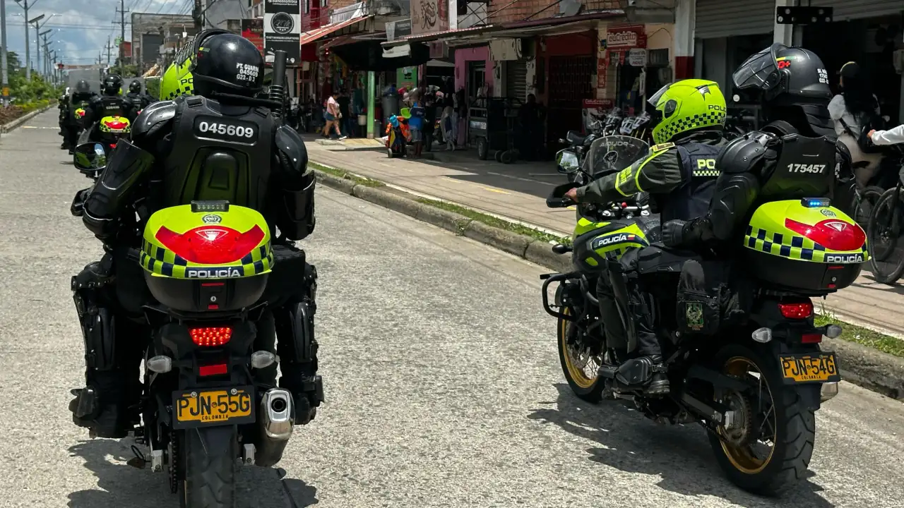 Apartadó impone toque de queda a menores tras asesinatos que aumentan la violencia Dispositivo especial de la Policía garantizará orden durante las elecciones atípicas en Apartadó