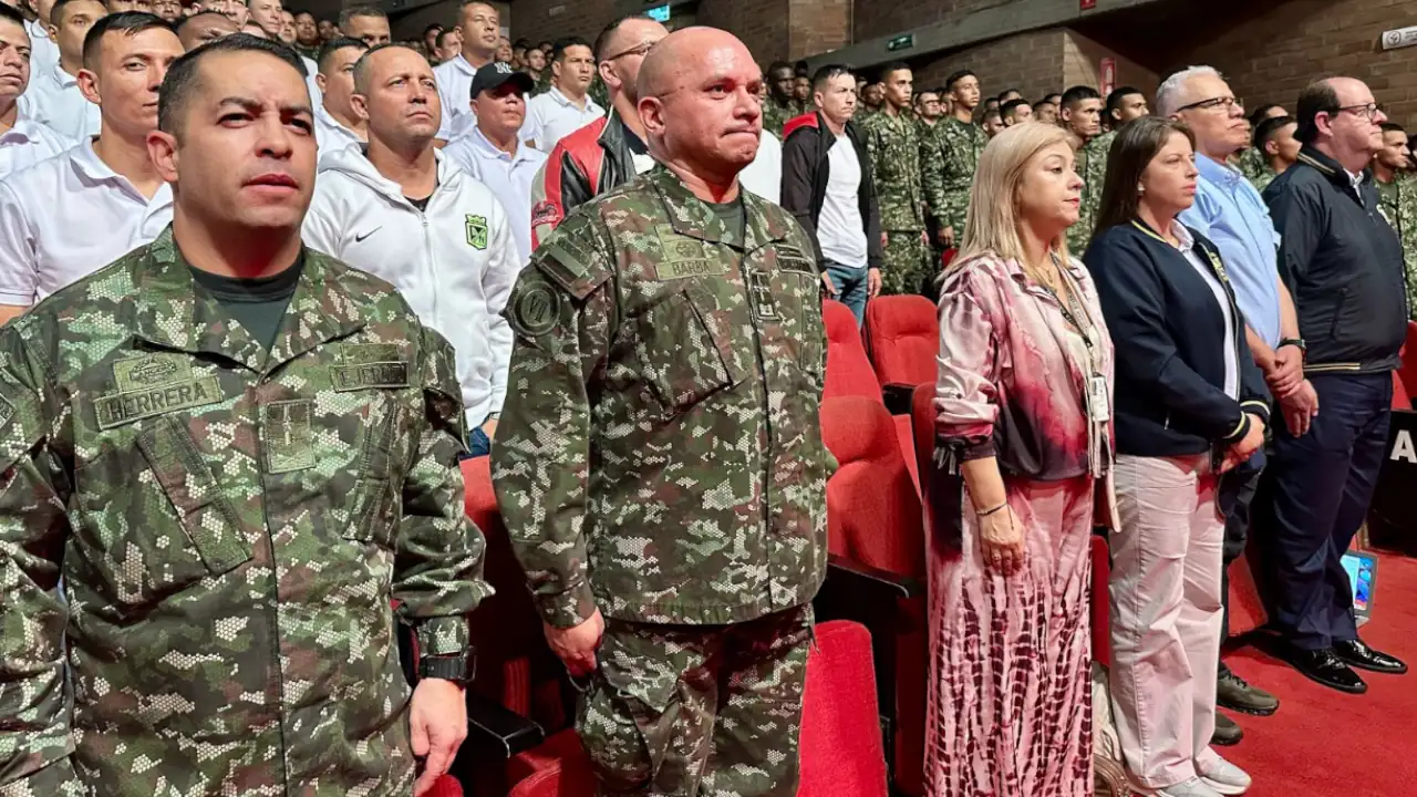 En Medellín, el Ejército fortalece alianzas para apoyar a sus soldados en su futuro profesional