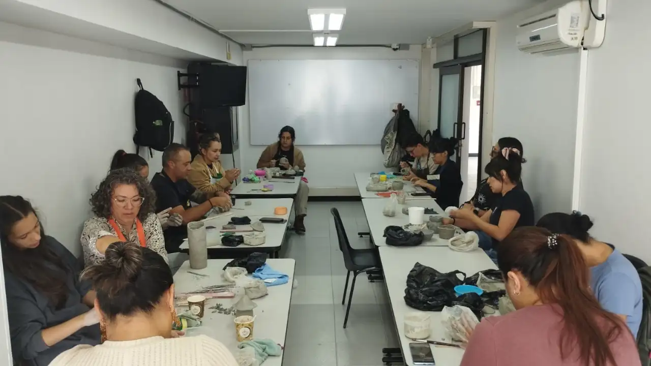 Comfenalco Antioquia lanza nueva temporada de talleres en Rionegro para fortalecer las artes en la región