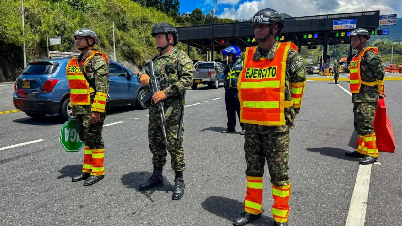 Ejército despliega más de mil soldados en Antioquia para cuidar a los ciudadanos en las vías durante Semana Santa
