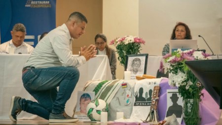 “Puedo decir que era un niño, un campesino”: exmilitares cuentan ante la JEP cómo presentaron “bajas en combate” Audiencia-JEP