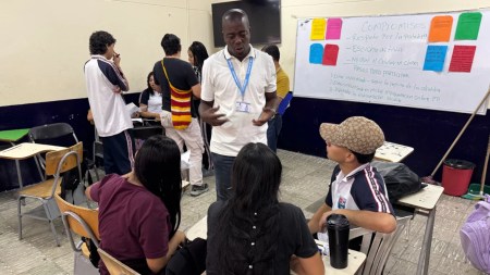 6.480 estudiantes de Medellín recibirán formación en liderazgo y participación ciudadana EstudiantesdeMedellin
