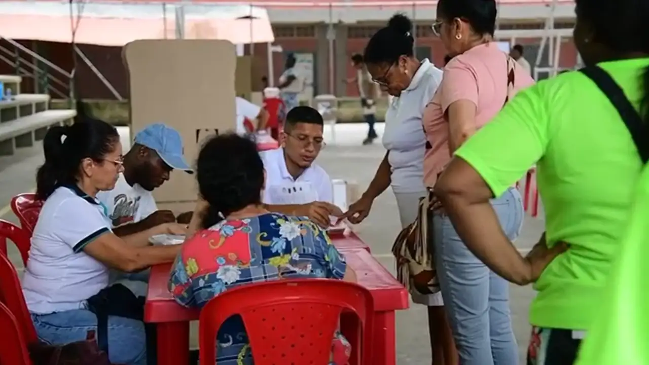 Gobernación de Antioquia supervisa la jornada electoral atípica en Apartadó
