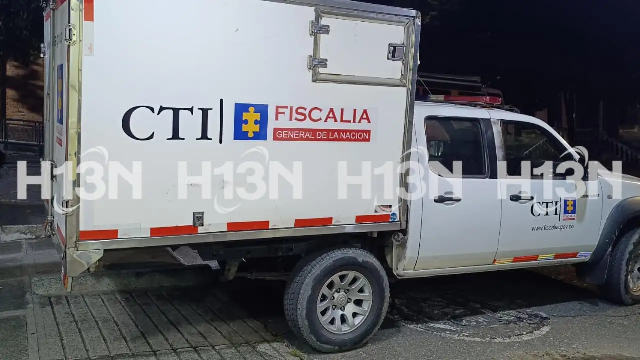 Investigan muerte de hombre baleado mientras manejaba en Medellín