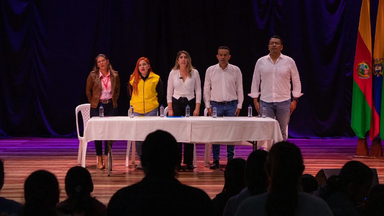 entrega-indemizaciones-victimas-conflicto-armado-oriente1