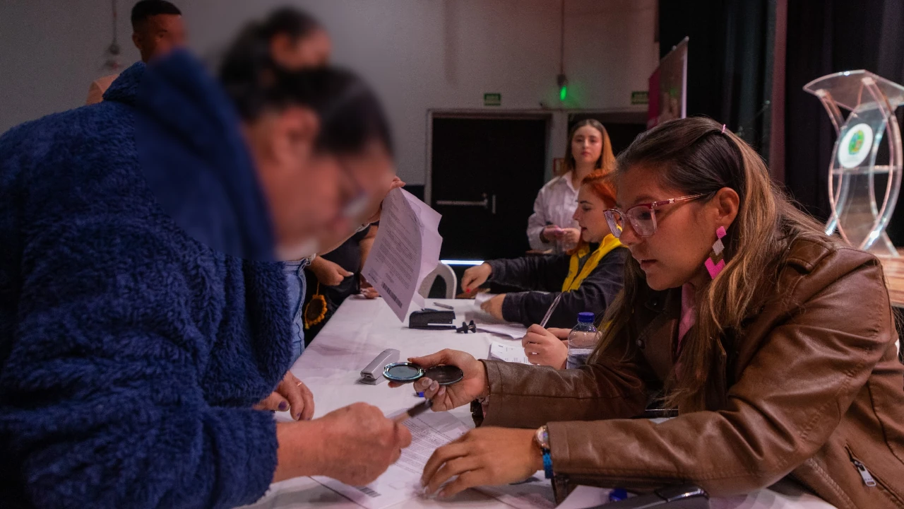 entrega-indemizaciones-victimas-conflicto-armado-oriente2