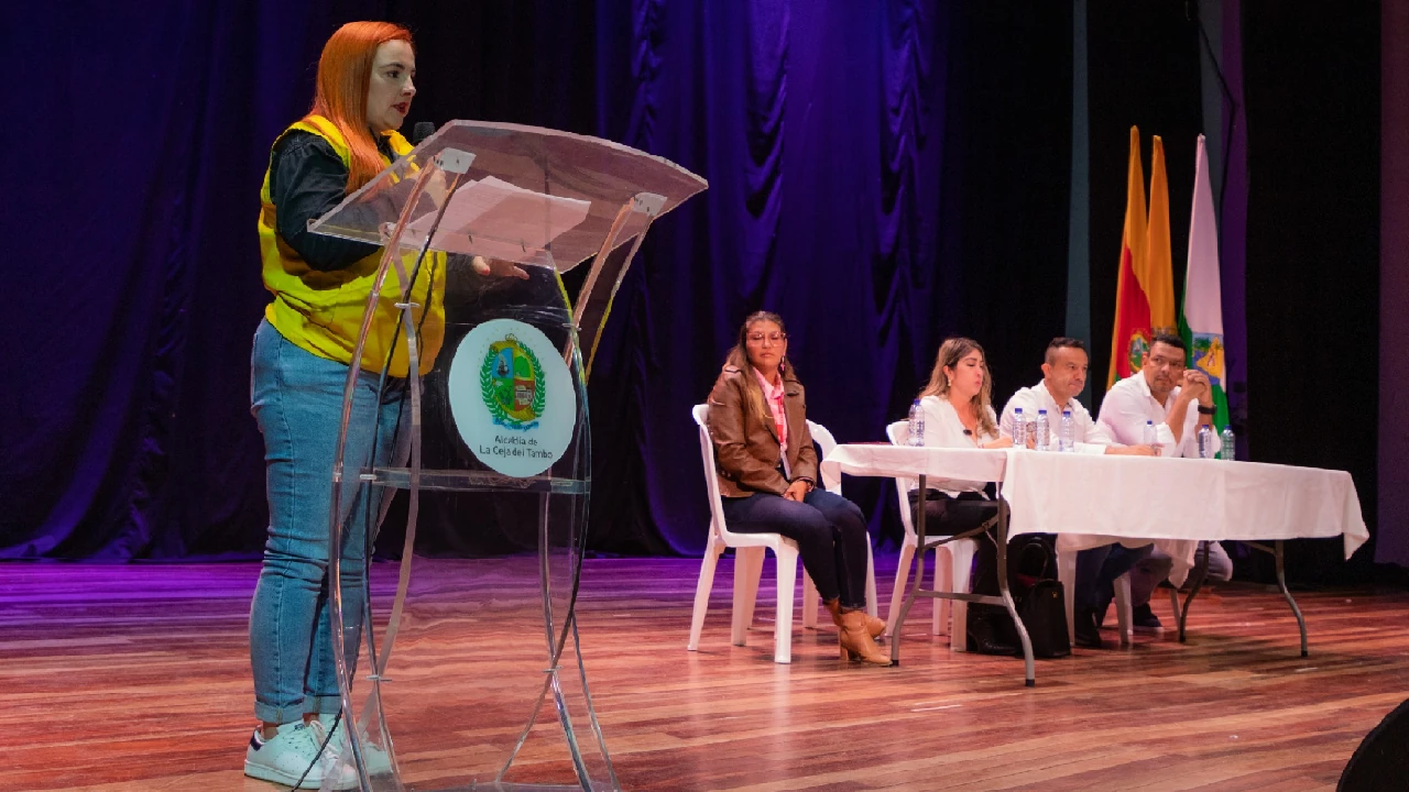 entrega-indemizaciones-victimas-conflicto-armado-oriente5