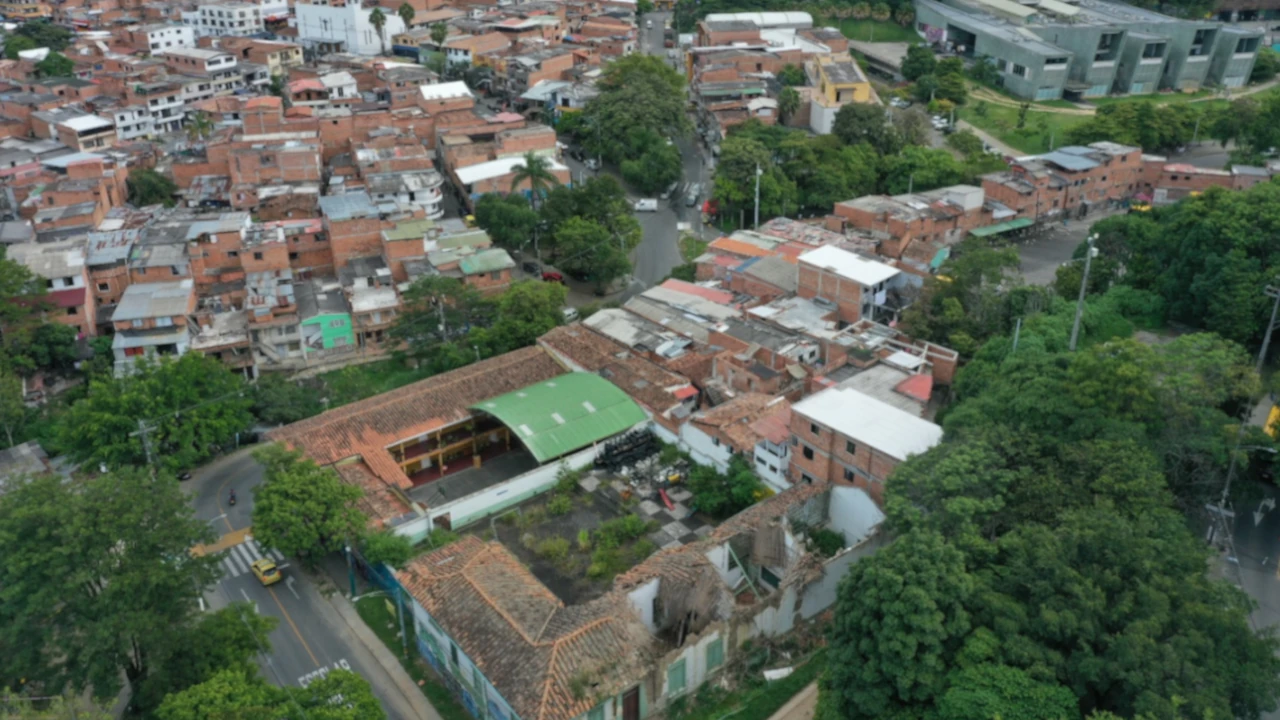 escuelas-inteligentes-proyecto-megacolegios-medellin