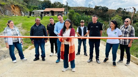 Recursos por cerca de $4.496 millones impulsan el desarrollo vial y educativo en la vereda Pantanillo, Barbosa mejoramiento-infraestructura-vereda-pantanillo-centro-educativo-barbosa2