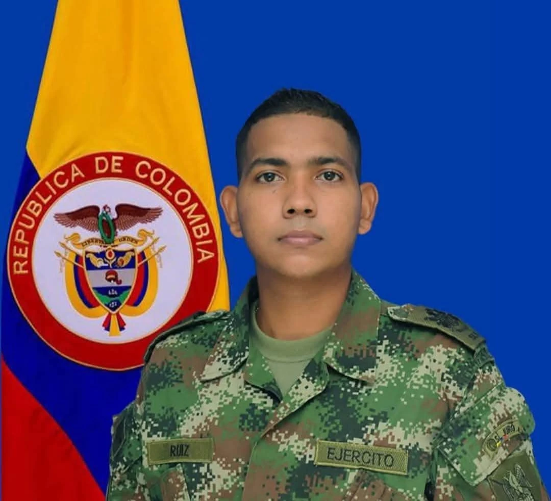 ¡Mientras estaban de permiso! Atentados en Córdoba dejan a soldado y policía sin vida y otro militar herido 1 militar-herido