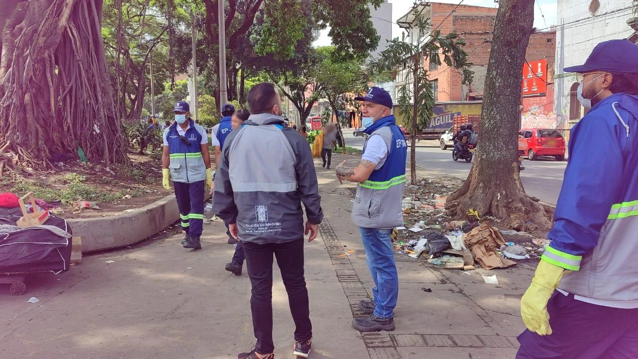 operativo-cambuches-medellin-recoleccion-basura-avenidagreiff1