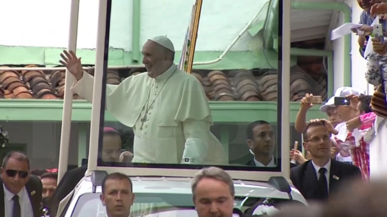 papa-Francisco-Medellín-2