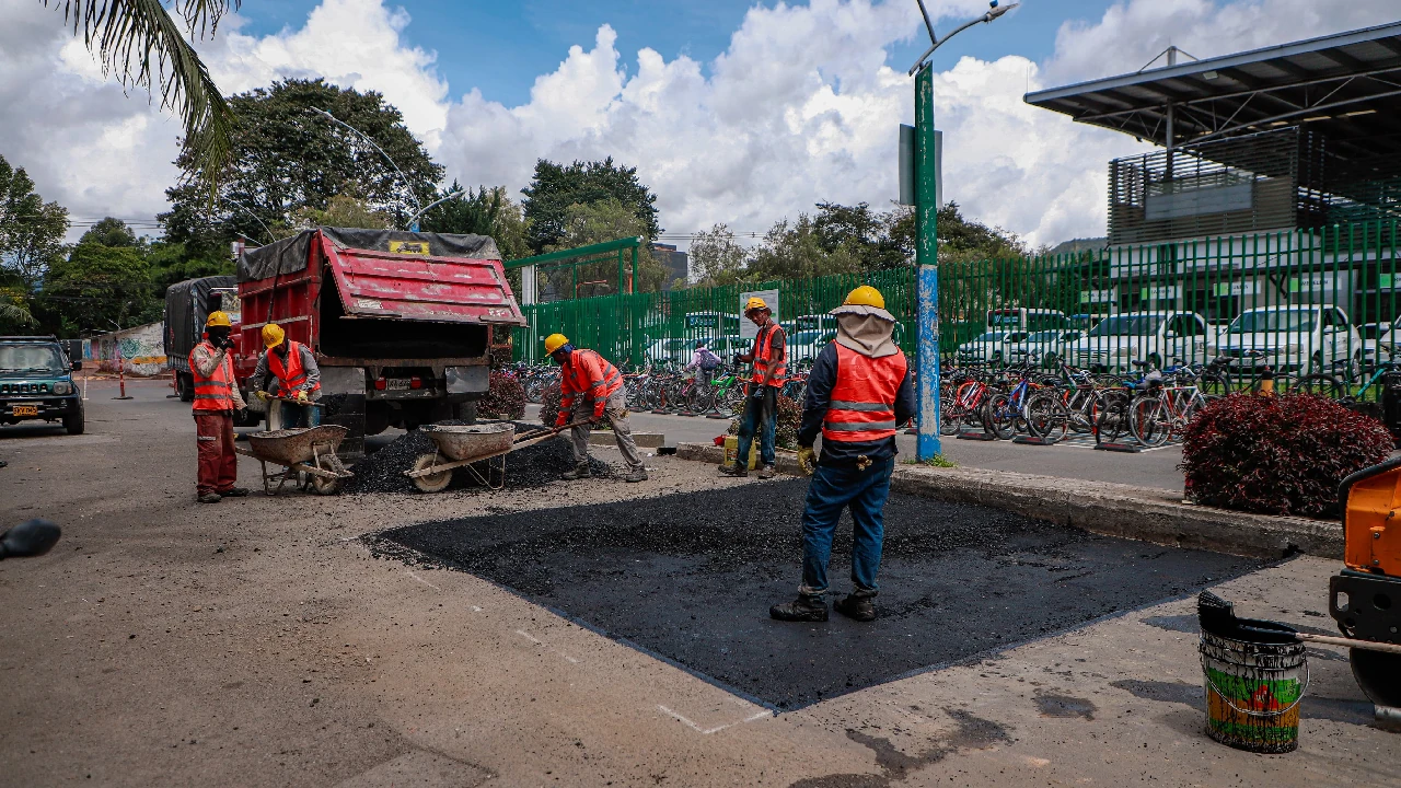 La Ceja se pone en marcha: inician obras de reparcheo y mejora vial en zona urbana y rural 3 plan-intervcencion-huecos-modernizacion-vias-laceja