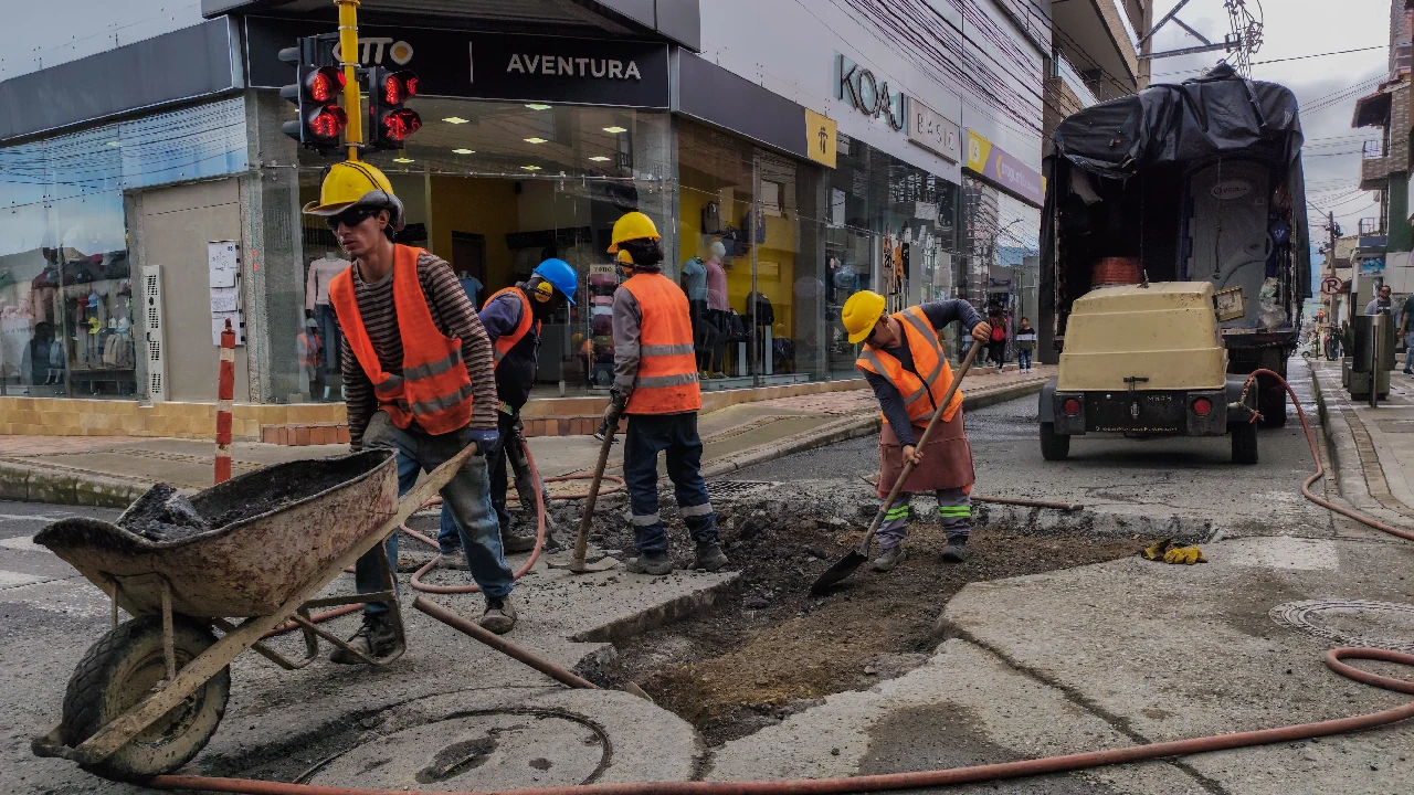 La Ceja se pone en marcha: inician obras de reparcheo y mejora vial en zona urbana y rural 4 plan-intervcencion-huecos-modernizacion-vias-laceja2