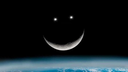 cosmica-planetas-carita-feliz-sonrisa-luna-saturno-venus