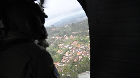 sobrevuelos-fuerza-aerea-medellin-departamentos-seguridad-semana santa-helicopteros-los-mas-buscados