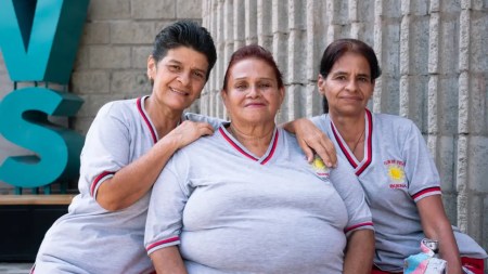 Más de 600 madres podrán participarán en eventos culturales gratuitos en Medellín