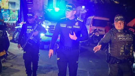 Operativo en Manrique termina con cinco capturados y varios elementos incautados