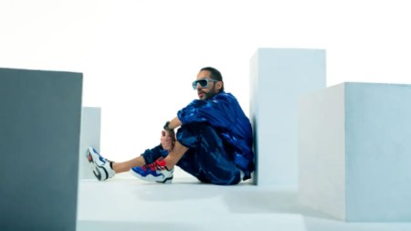 ¿A quién se la dedicarías? Dalmata lanza el tema “Besobrenatural”