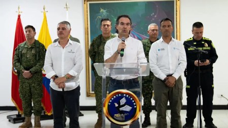 “Necesitamos que haya contundencia”: alcalde de Medellín en Consejo de Seguridad con el ministro de Defensa