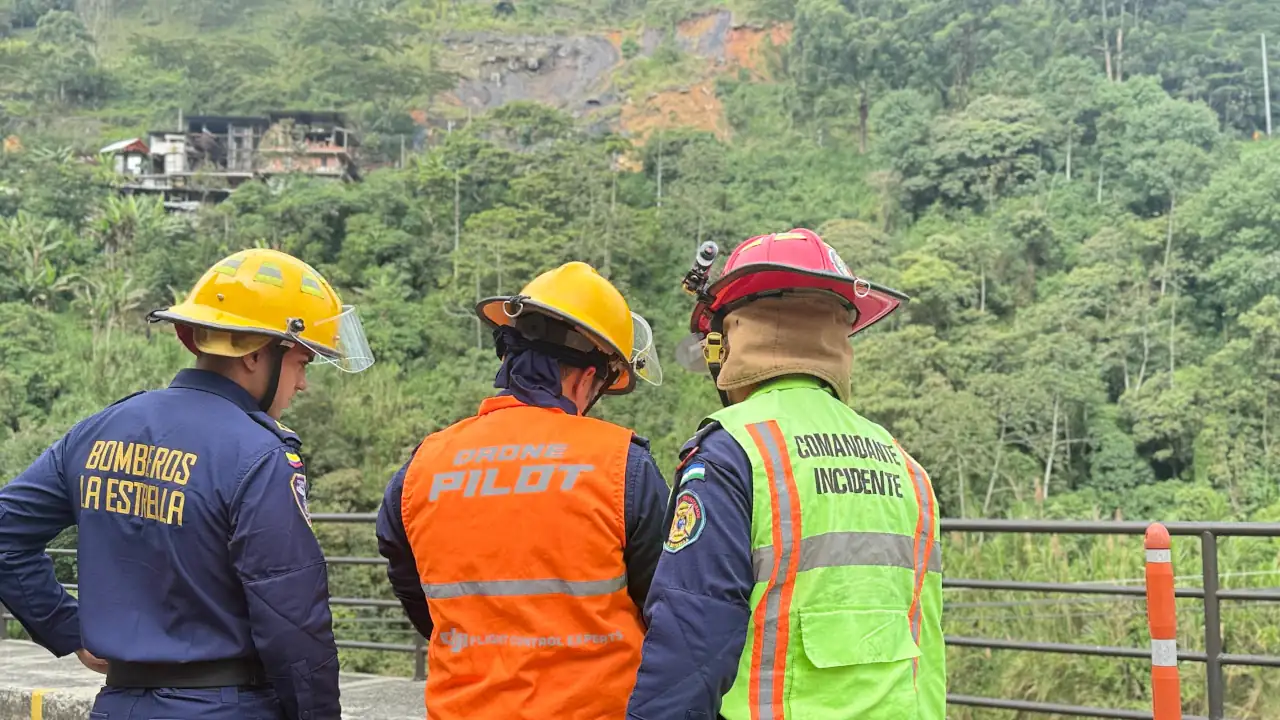 Alerta por inestabilidad en la Variante a Caldas: municipios piden acción inmediata del Gobierno Nacional