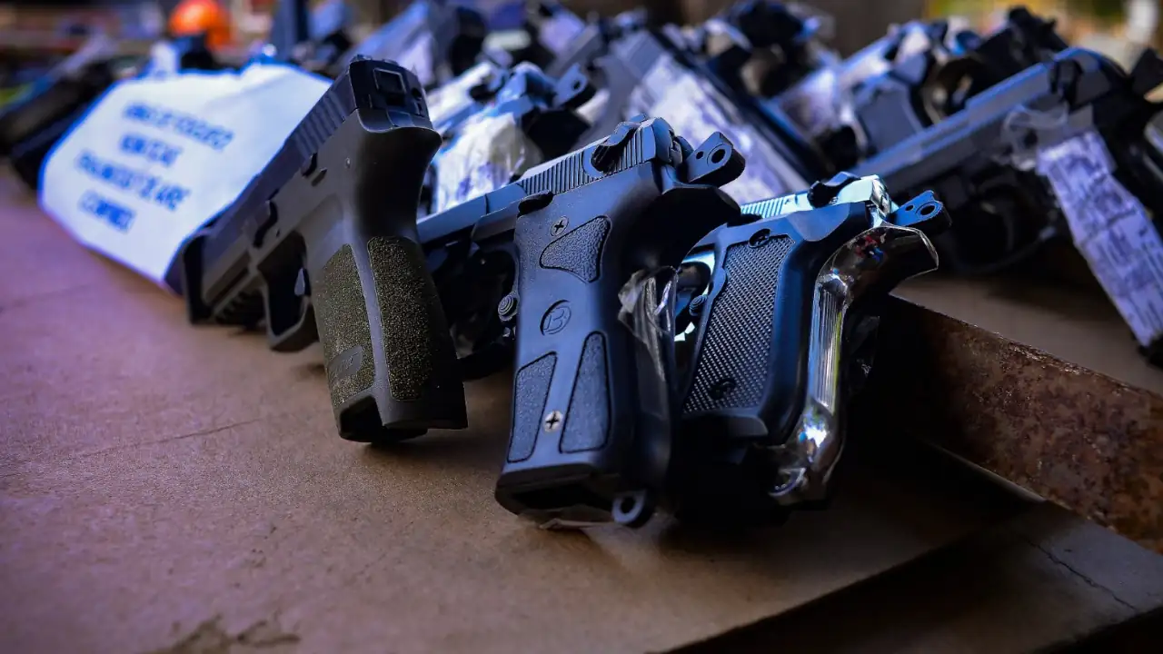 Autoridades destruyeron más de 500 armas blancas incautadas en los últimos meses en Rionegro