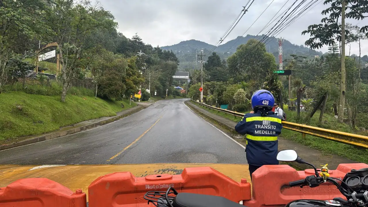 Estos son los cambios en los recorridos vehiculares por deslizamiento en la Loma de Los Balsos