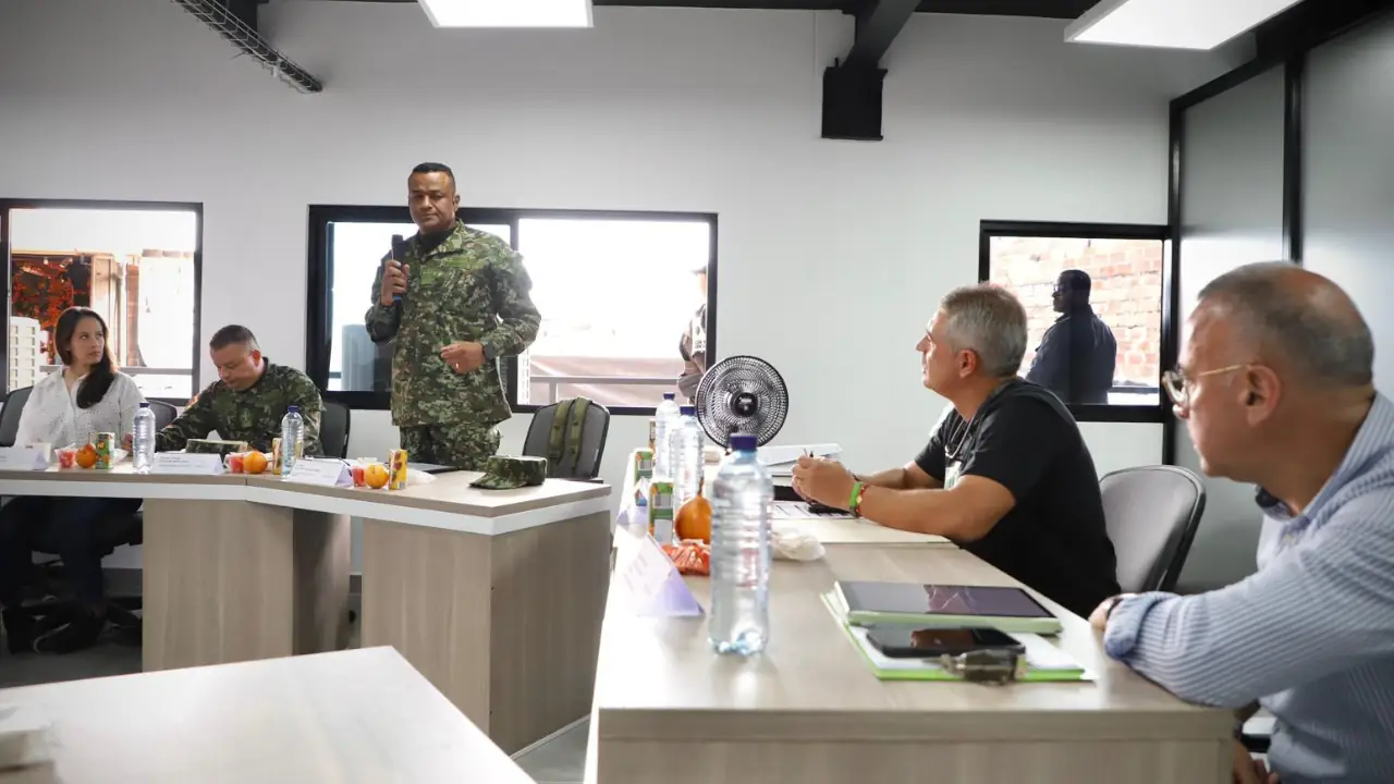 Gobernación de Antioquia ofrece recompensa millonaria por información sobre alias Zárate