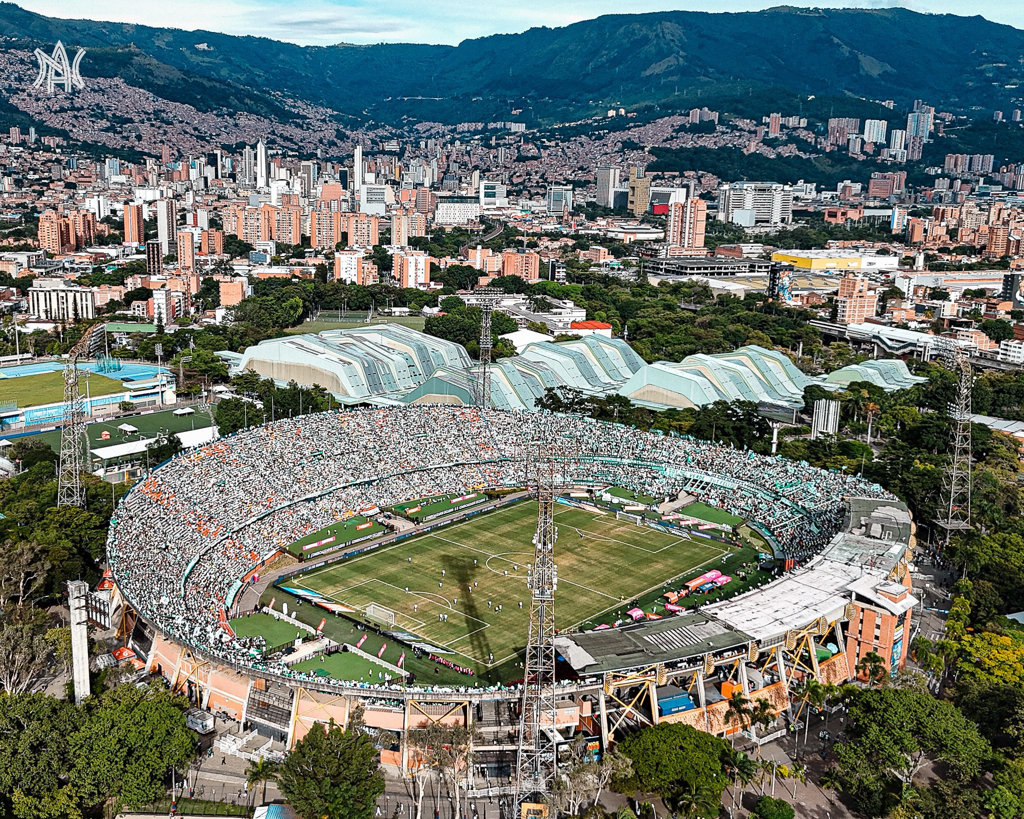 Junior le ganó a Nacional en Medellín, pero al final la tabla no lo dejó celebrar completo