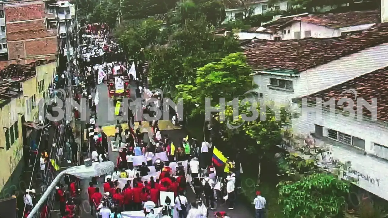 Manifestaciones del 1 de Mayo avanzan por Medellín con presencia institucional