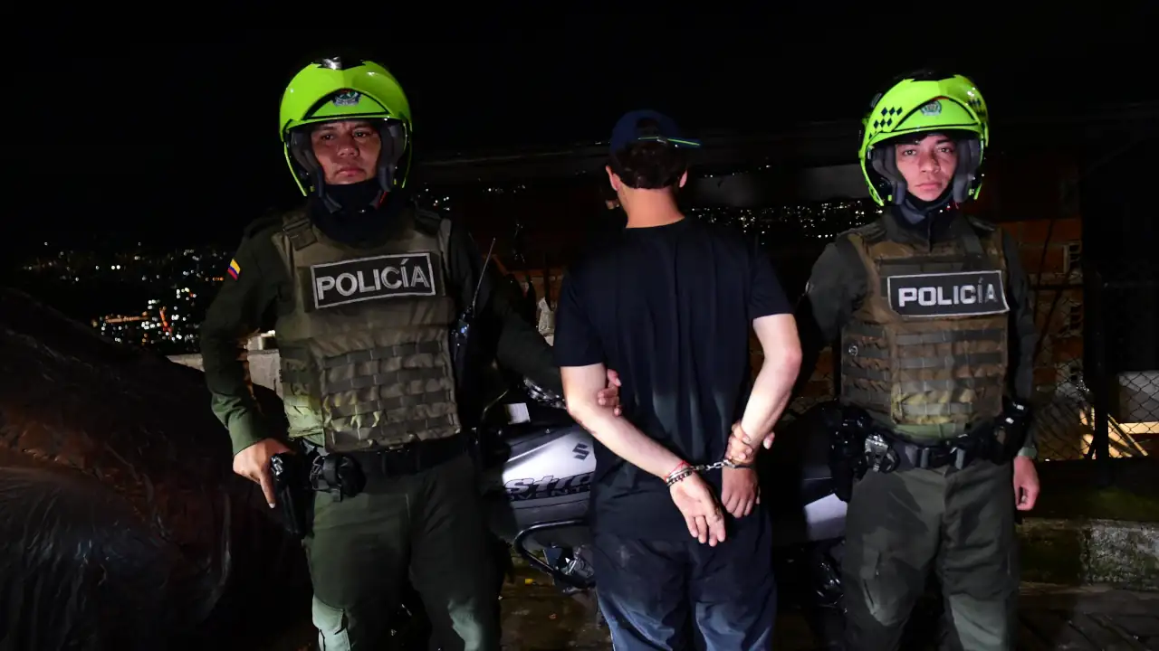 Operativo en Manrique termina con cinco capturados y varios elementos incautados