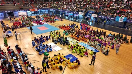 Con desfile deportivo, Bello arrancó la fase municipal del Torneo Baby Fútbol 2025