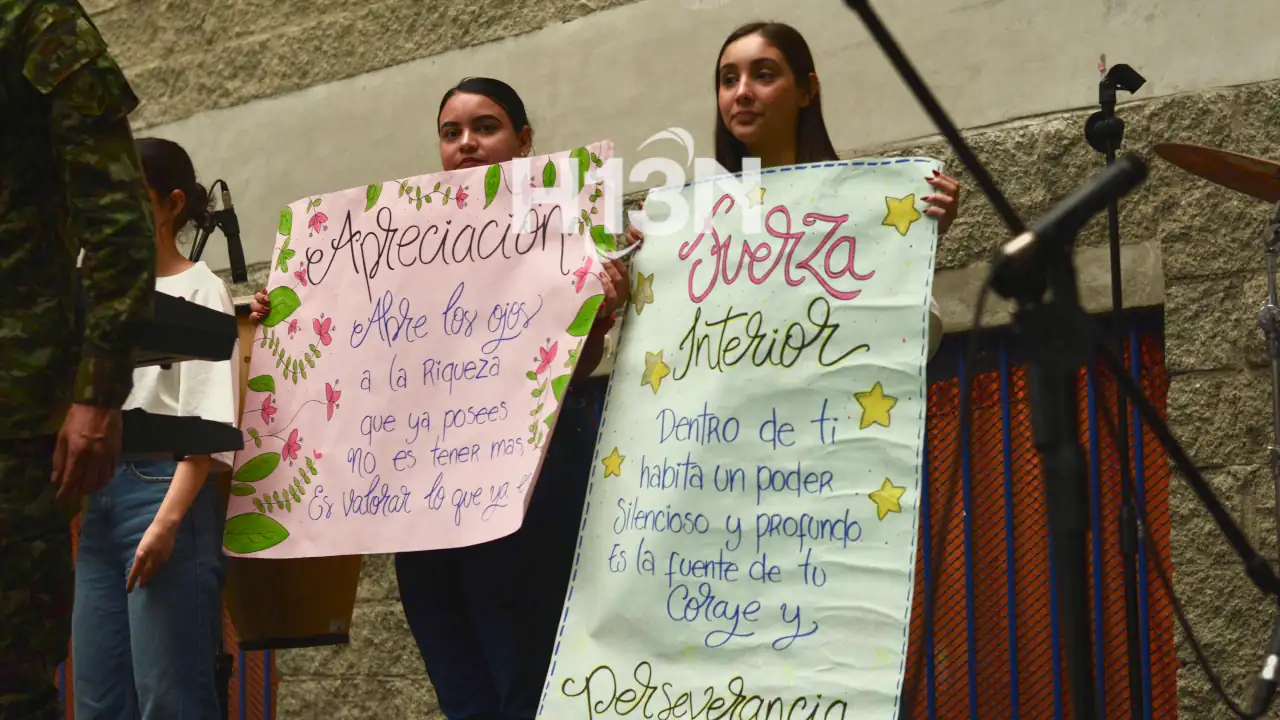 El Ejército celebró el Día de la Madre con 200 internas de la cárcel El Pedregal en Medellín 2 El Ejército celebró el Día de la Madre con 200 internas de la cárcel El Pedregal en Medellín