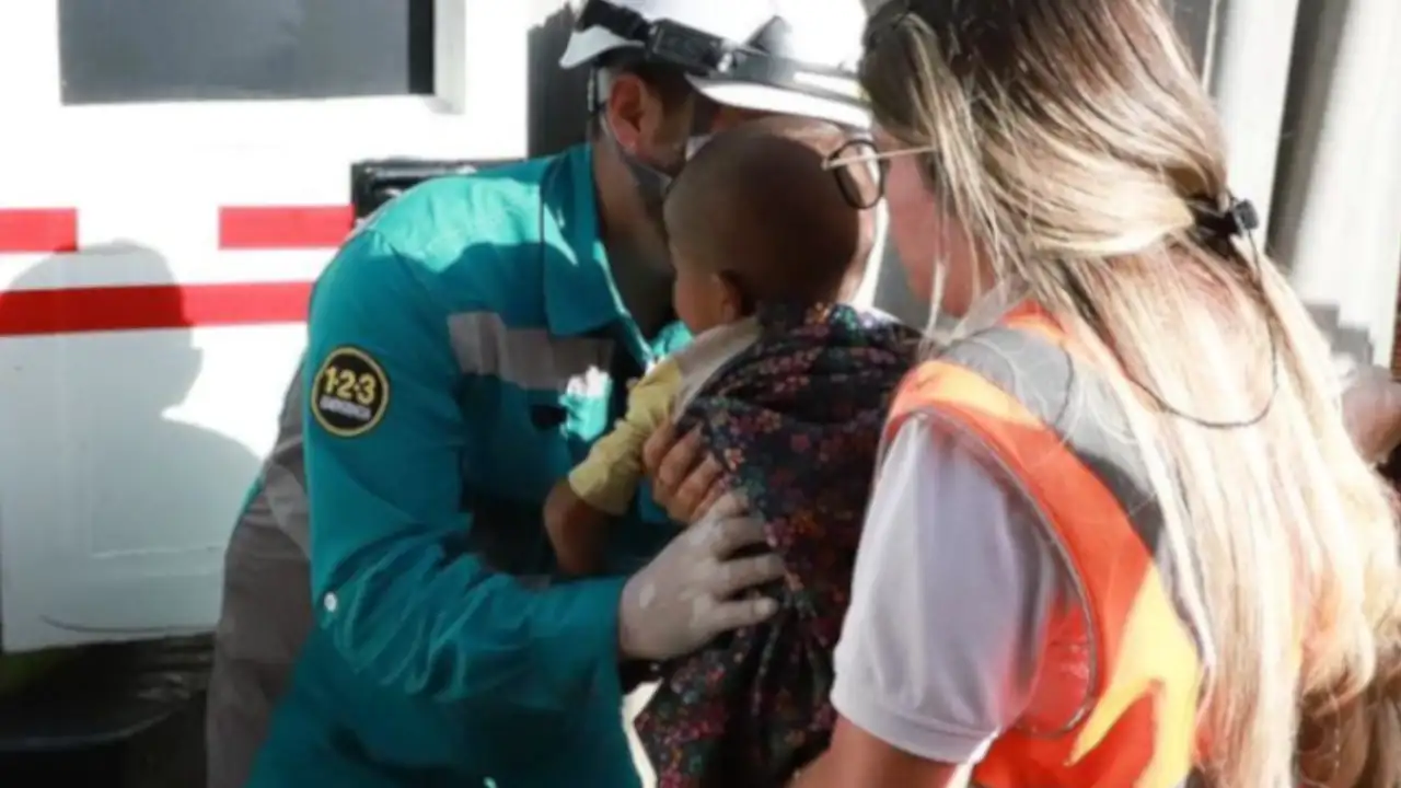 Niño indígena de dos años con quemaduras es evacuado en helicóptero desde Urrao a Medellín