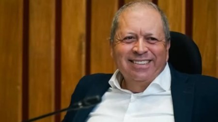 Jaime Cano deja oficialmente su curul como diputado de Antioquia Jaime Cano deja oficialmente su curul como diputado de Antioquia