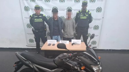 Cámaras de seguridad logran rastrear moto vinculada a varios robos en Medellín