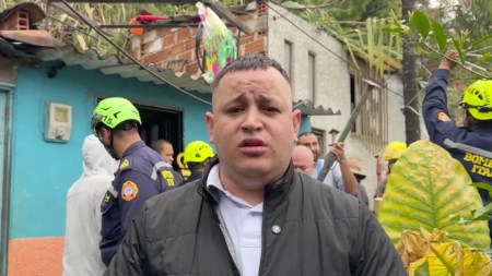 Tragedia en Itagüí: una casa quedó sepultada alud de tierra