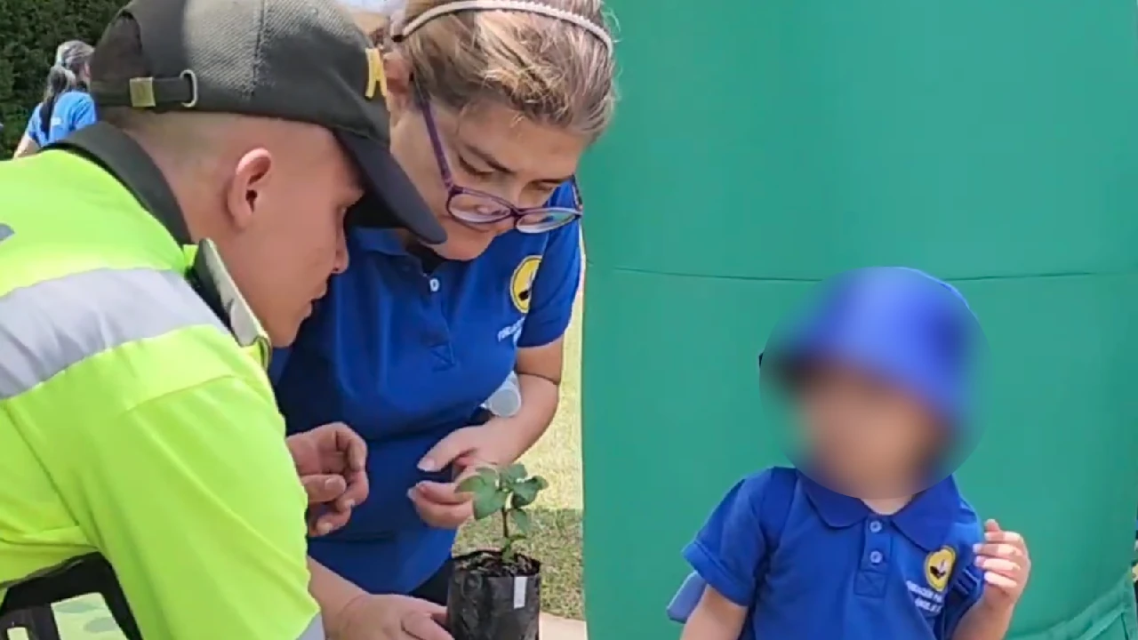 actividad-policia-transito-antioquia-menores-edad-discapacidad-visual6