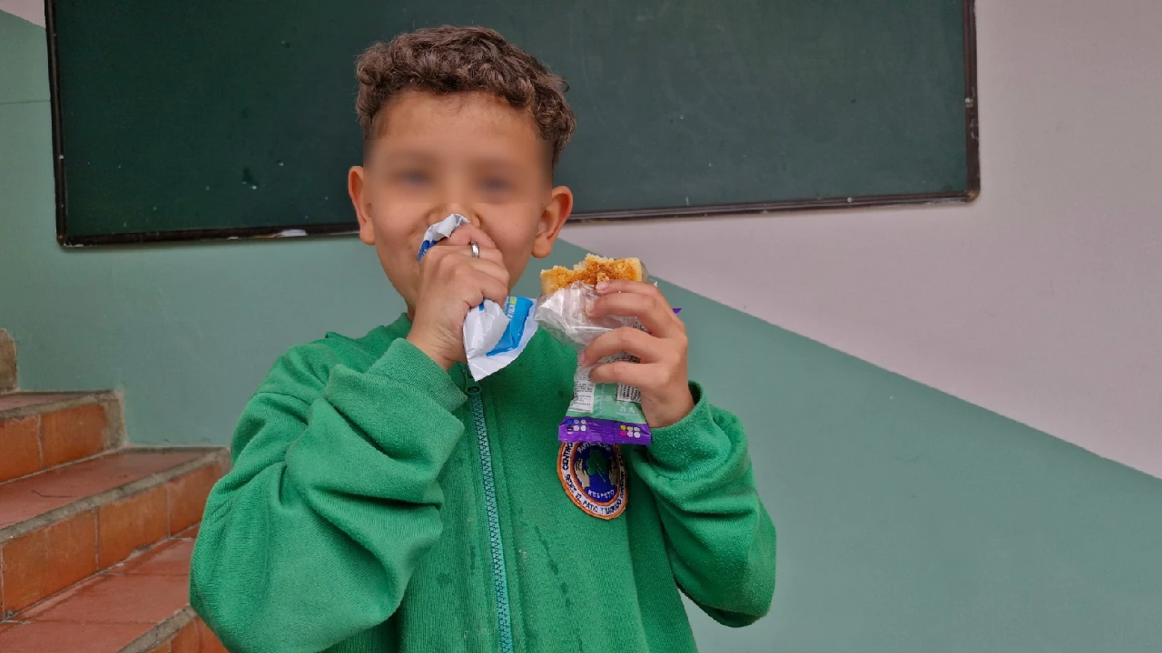 Medellín amplía el Programa de Alimentación Escolar (PAE) y beneficiará a 244.000 estudiantes en 2025 2 alimentacion-escolar-pae-medellin-aumento-coberturas
