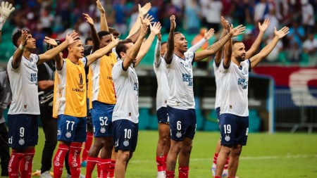 bahia-busca-primera-victoria-frente-nacional-atanasio-libertadores2