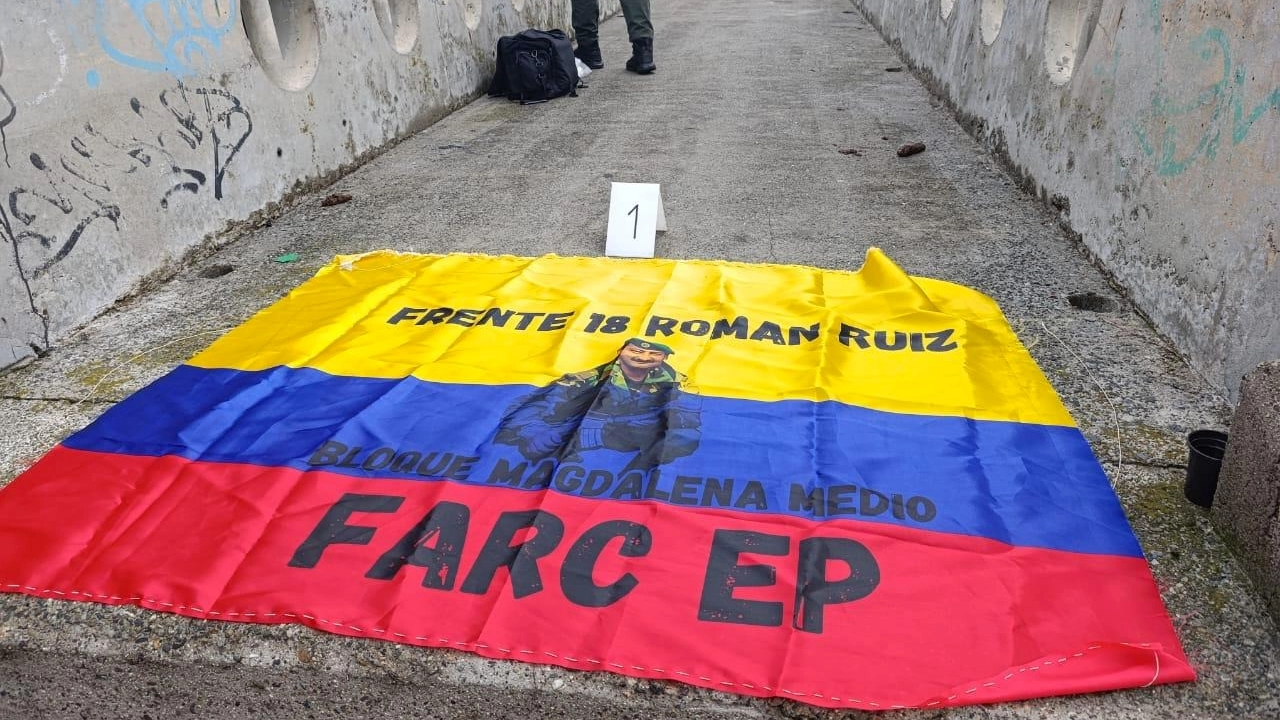 bandera-farc-suramericana-medellin