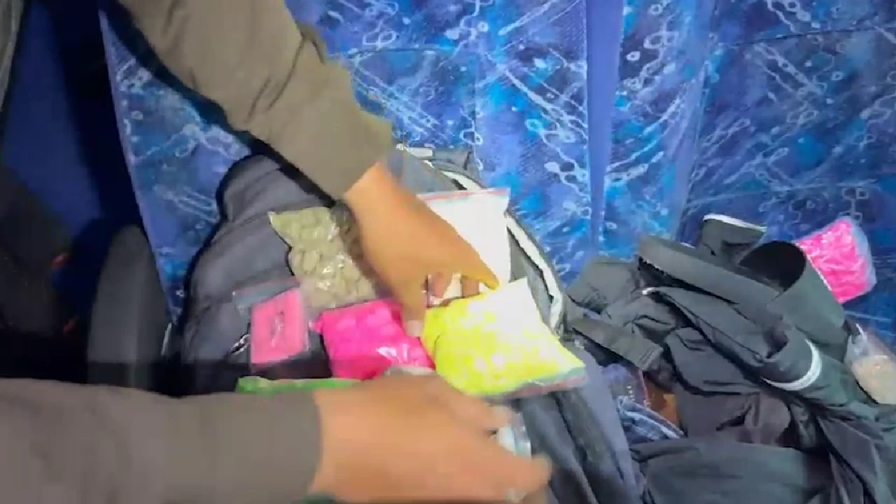 capturado-hombre-bogotano-droga-viaja-bus-publico-vias-antioquia3