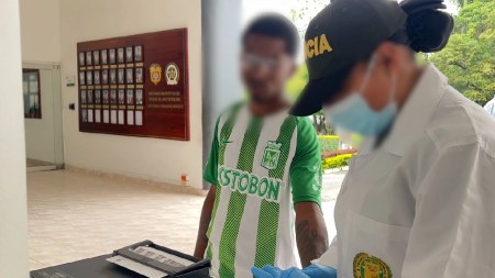 Capturado en Medellín alias “Sicario”, presunto responsable de 5 homicidios en el Bajo Cauca Antioqueño capturado-presunto-sicario-clangolfo-homicidios-caucasia-bajocauca