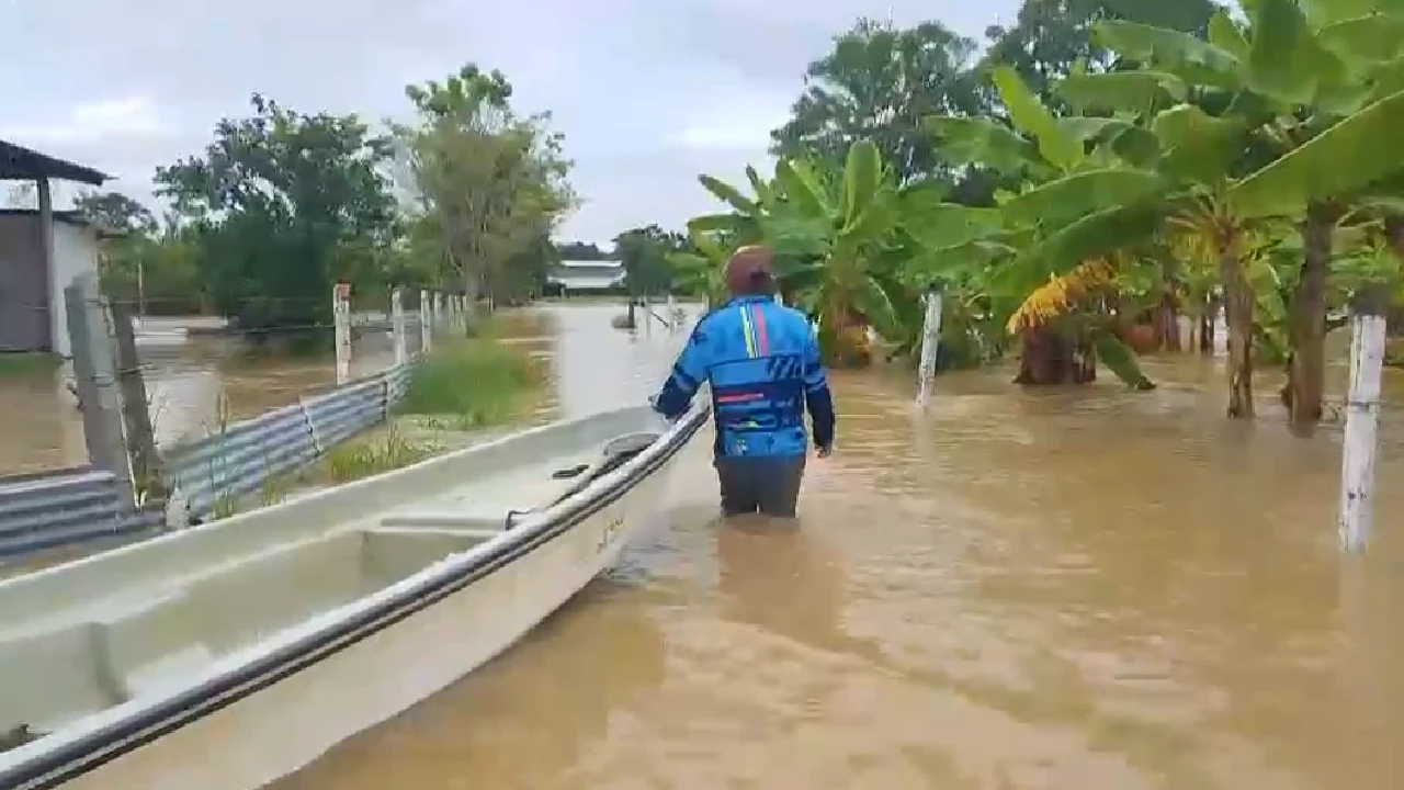 caucasia-alerta-roja-inundaciones-rio-cauca-barrios-municipio2