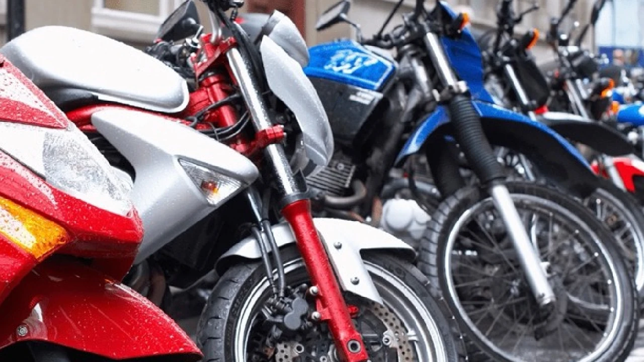 compra-nueva-motocicleta-responsabilidad-seguridad-via