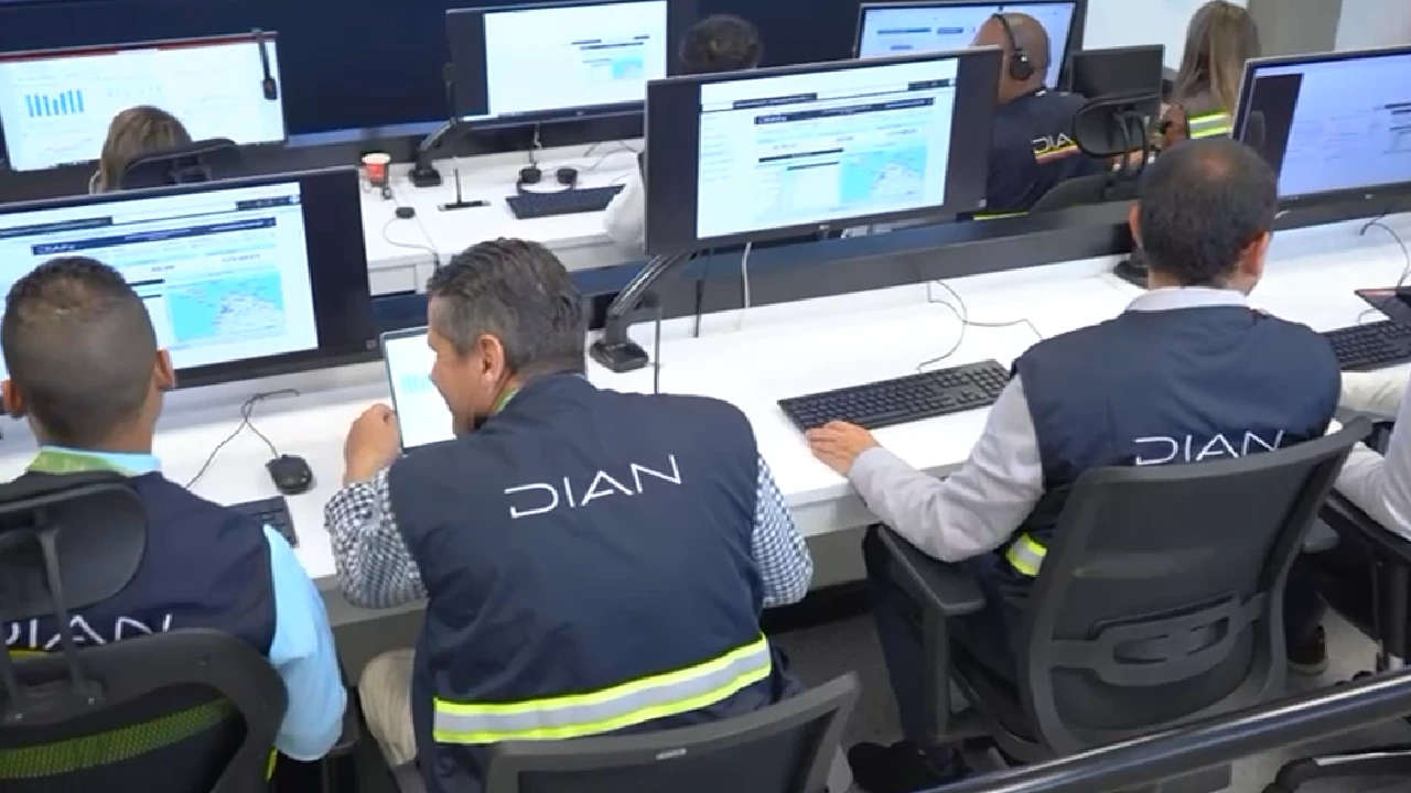 DIAN refuerza vigilancia con facturación electrónica en el Día de la Madre en más de 120 mil comercios dian-facturacion-electronica-dia-madre-vigilancia-establecimientos2